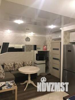 Студия квартира, посуточно, 33м2, 2/5 этаж