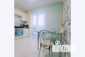 1-к квартира, посуточно, 39м2, 8/9 этаж