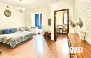 1-к квартира, посуточно, 42м2, 1/4 этаж