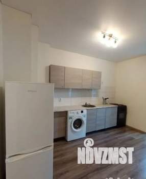 Студия квартира, посуточно, 35м2, 3/12 этаж