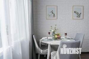 1-к квартира, посуточно, 42м2, 1/1 этаж