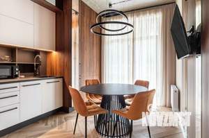 1-к квартира, посуточно, 56м2, 1/1 этаж