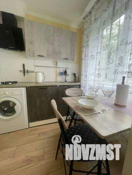 1-к квартира, посуточно, 27м2, 1/1 этаж