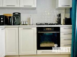 2-к квартира, посуточно, 50м2, 1/1 этаж