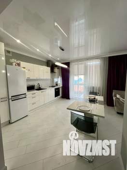 1-к квартира, посуточно, 70м2, 2/4 этаж