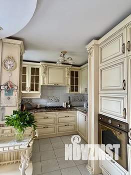 4-к квартира, посуточно, 140м2, 3/5 этаж