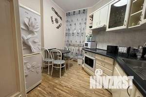 3-к квартира, посуточно, 81м2, 2/4 этаж