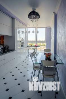 2-к квартира, посуточно, 80м2, 8/12 этаж