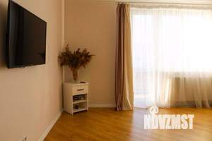 2-к квартира, посуточно, 65м2, 1/1 этаж