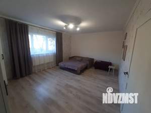 1-к квартира, посуточно, 35м2, 1/2 этаж