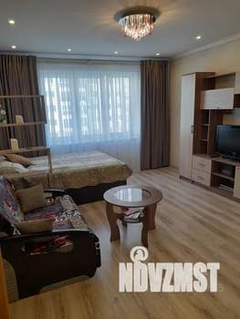 1-к квартира, посуточно, 50м2, 4/10 этаж
