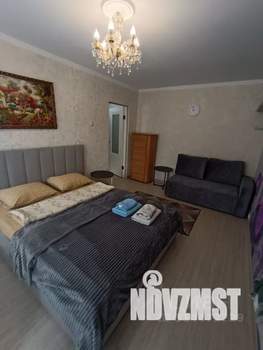 1-к квартира, посуточно, 35м2, 1/9 этаж
