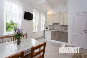 2-к квартира, посуточно, 75м2, 1/1 этаж