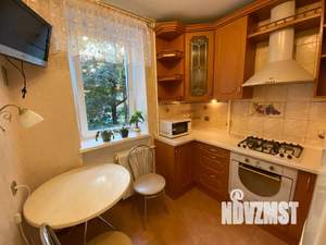 1-к квартира, посуточно, 34м2, 3/5 этаж