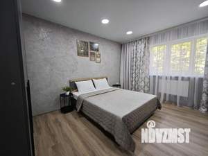 2-к квартира, посуточно, 40м2, 1/1 этаж