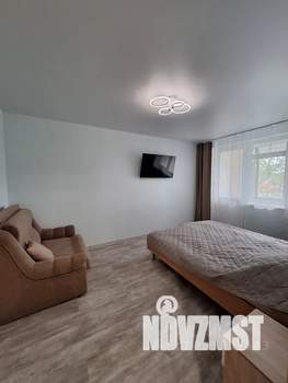 1-к квартира, посуточно, 32м2, 4/9 этаж