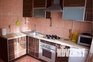 2-к квартира, посуточно, 56м2, 1/5 этаж