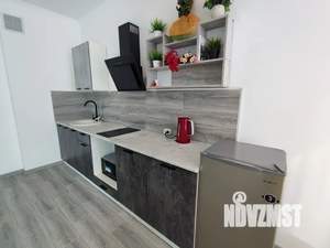 Студия квартира, посуточно, 43м2, 11/25 этаж