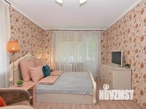 2-к квартира, посуточно, 42м2, 1/1 этаж