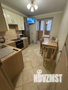 1-к квартира, посуточно, 40м2, 11/13 этаж