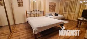 1-к квартира, посуточно, 32м2, 3/5 этаж
