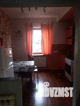 2-к квартира, посуточно, 60м2, 1/2 этаж