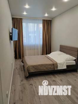 1-к квартира, посуточно, 38м2, 7/9 этаж