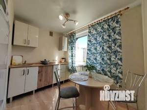 1-к квартира, посуточно, 33м2, 4/10 этаж