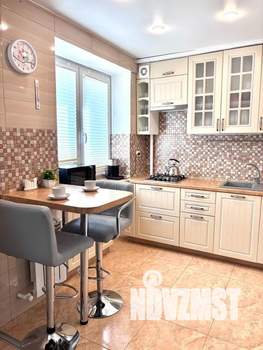 2-к квартира, посуточно, 44м2, 1/5 этаж