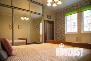 3-к квартира, посуточно, 90м2, 1/2 этаж