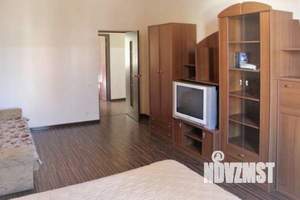 1-к квартира, посуточно, 70м2, 1/1 этаж