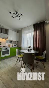 2-к квартира, посуточно, 61м2, 3/7 этаж