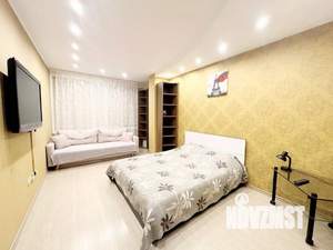 2-к квартира, посуточно, 65м2, 1/1 этаж