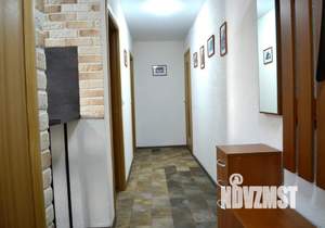 3-к квартира, посуточно, 54м2, 2/5 этаж
