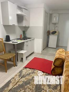 Студия квартира, посуточно, 15м2, 1/5 этаж