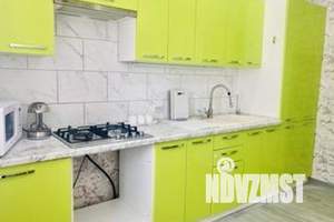 1-к квартира, посуточно, 37м2, 2/9 этаж