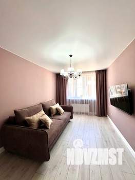 1-к квартира, посуточно, 40м2, 3/9 этаж