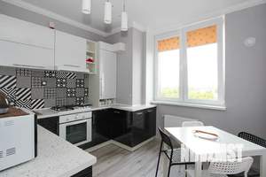 1-к квартира, посуточно, 39м2, 9/16 этаж
