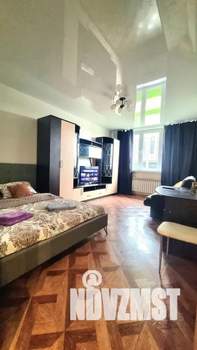 1-к квартира, посуточно, 43м2, 1/16 этаж