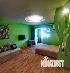 1-к квартира, посуточно, 47м2, 1/1 этаж