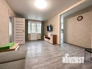 2-к квартира, посуточно, 44м2, 1/1 этаж