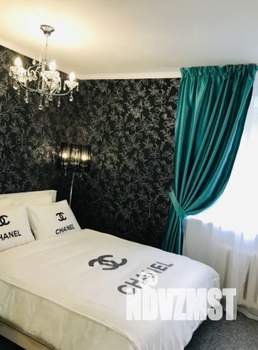 1-к квартира, посуточно, 42м2, 1/1 этаж