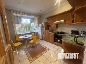 1-к квартира, посуточно, 47м2, 1/1 этаж