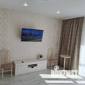 1-к квартира, посуточно, 44м2, 6/9 этаж