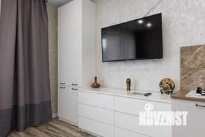 Студия квартира, посуточно, 32м2, 1/4 этаж