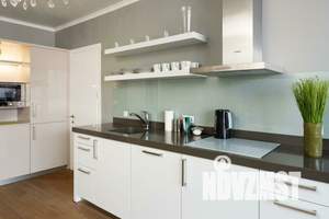 2-к квартира, посуточно, 93м2, 3/18 этаж