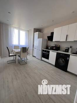 2-к квартира, посуточно, 63м2, 13/16 этаж