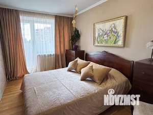 3-к квартира, посуточно, 70м2, 6/10 этаж