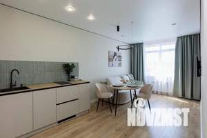 1-к квартира, посуточно, 37м2, 6/10 этаж