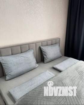 1-к квартира, посуточно, 38м2, 5/5 этаж